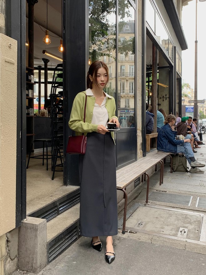 Giày dép có thể hack tuổi cả bộ trang phục nếu chị em chọn đúng 4 kiểu- Ảnh 10.