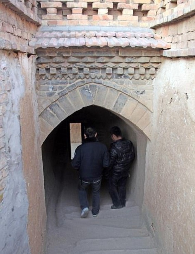 Choáng ngợp với công trình này được mệnh danh là "Tứ hợp viện dưới lòng đất"- Ảnh 4.