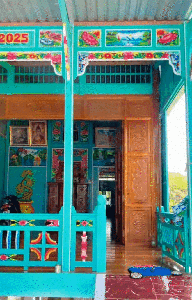 Nhà gỗ miền Tây: Vì sao phải xanh ngắt, hoa văn rực rỡ mới ra đúng chất "miệt sông nước"?- Ảnh 7. Nhà gỗ miền Tây: Vì sao phải xanh ngắt, hoa văn rực rỡ mới ra đúng chất "miệt sông nước"?- Ảnh 7.