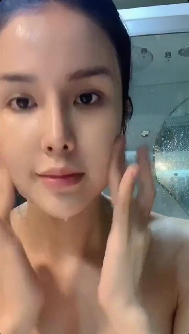 Diệp Lâm Anh sợ nhất là già, tiêu 1 lần cả trăm triệu để dưỡng da- Ảnh 10.