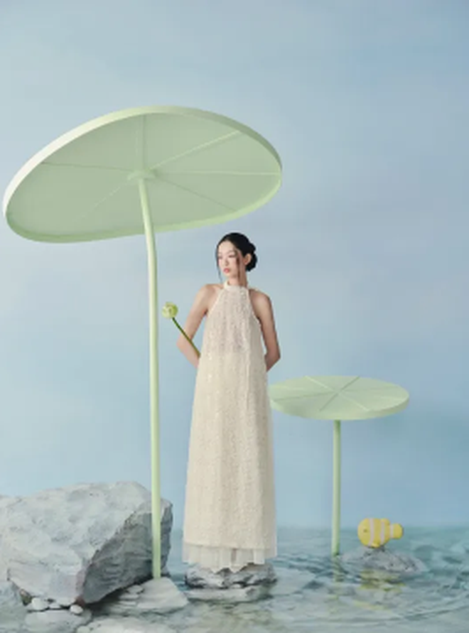 Chưa đến Tết nhưng áo dài đã hot mọi mặt trận: Chị em tranh thủ mua hậu 11/11 để săn giá hời- Ảnh 1.