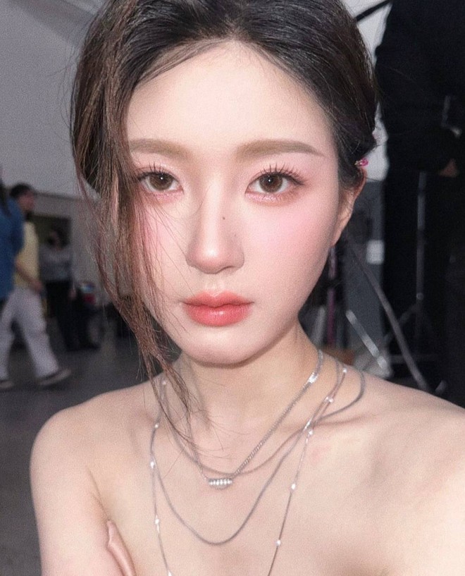 Truyền thông Hàn sốt ruột với Triệu Lộ Tư- Ảnh 8.