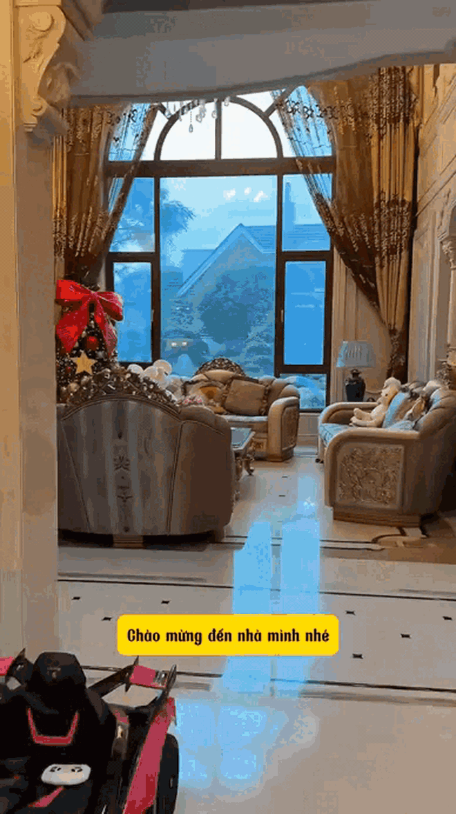 "Phú bà" sống trong biệt thự 185 tỷ: Lộng lẫy đến mức sang chấn thị giác, Google cạn từ khen- Ảnh 3. "Phú bà" sống trong biệt thự 185 tỷ: Lộng lẫy đến mức sang chấn thị giác, Google cạn từ khen- Ảnh 3.