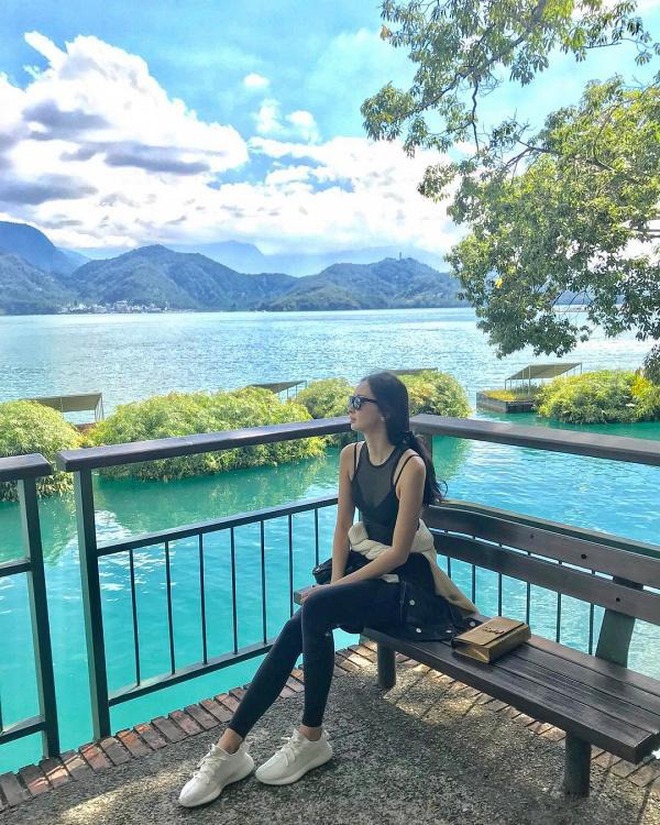 Một Hoa hậu bị thu hồi vương miện, cấm sóng vĩnh viễn vì quá giàu và lười biếng nhất showbiz - Ảnh 7. Một Hoa hậu bị thu hồi vương miện, cấm sóng vĩnh viễn vì quá giàu và lười biếng nhất showbiz - Ảnh 7.