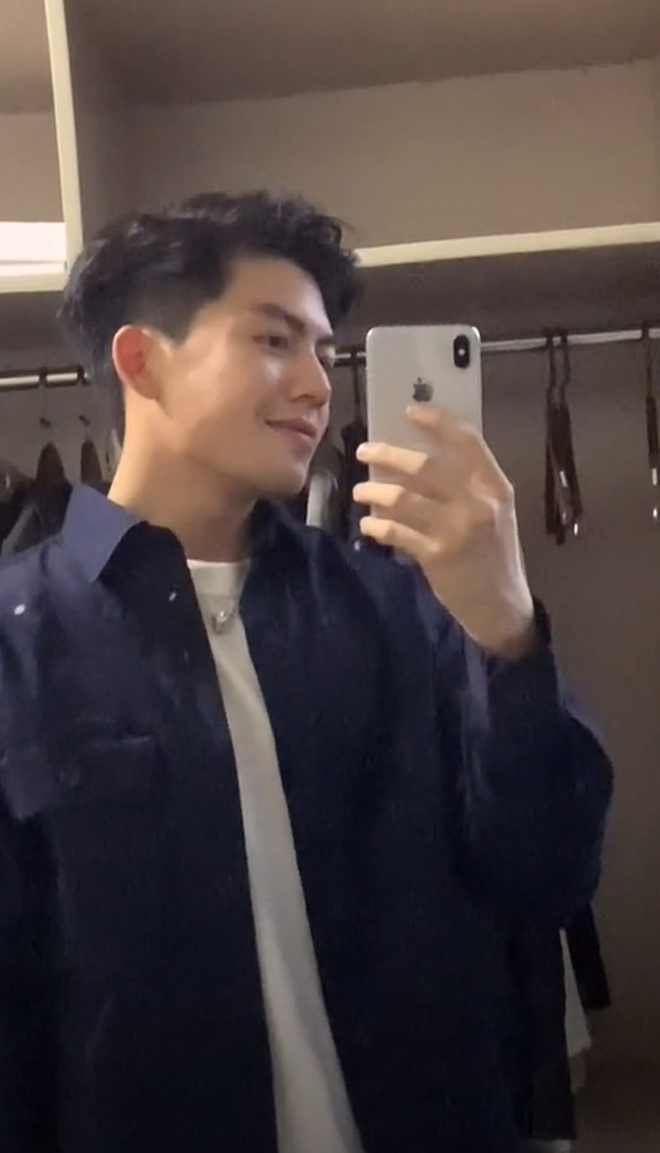 Giảng viên Học viện Kinh tế đối ngoại đẹp tựa nam thần, hát hay như ca sĩ, xem 100 lần vẫn chưa thấy đủ- Ảnh 12.