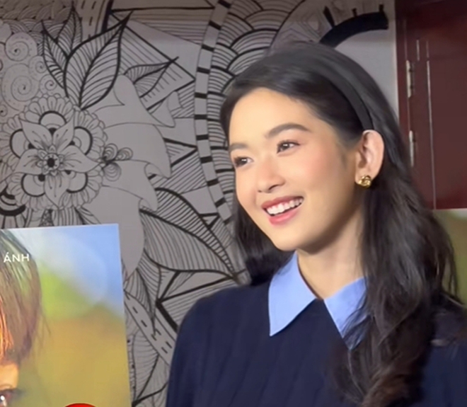 7 gương mặt không app "chấn động" của hội mỹ nhân Việt- Ảnh 27.