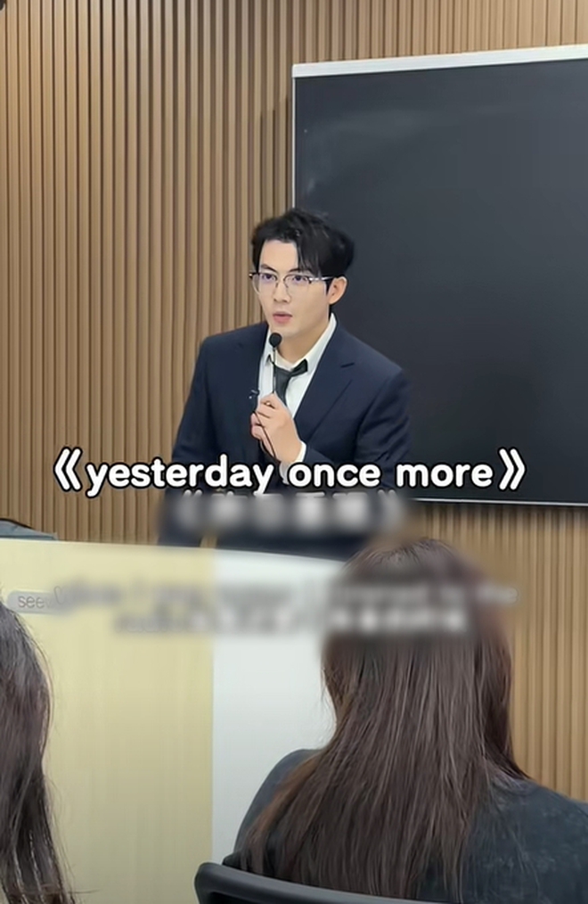 Giảng viên Học viện Kinh tế đối ngoại đẹp tựa nam thần, hát hay như ca sĩ, xem 100 lần vẫn chưa thấy đủ- Ảnh 2.