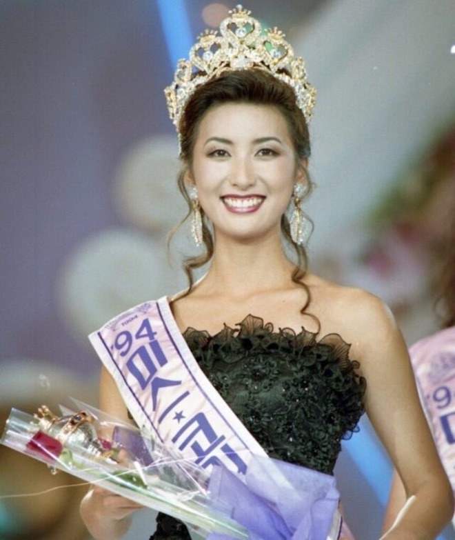 "Hoa hậu hào môn" hầu tòa vì lộ quan hệ tình ái hiện giờ ra sao?- Ảnh 1. "Hoa hậu hào môn" hầu tòa vì lộ quan hệ tình ái hiện giờ ra sao?- Ảnh 1.