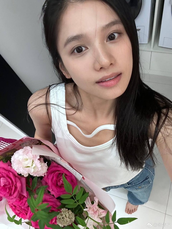 Xuất hiện nữ thần mặt mộc mới- Ảnh 1. Xuất hiện nữ thần mặt mộc mới- Ảnh 1.