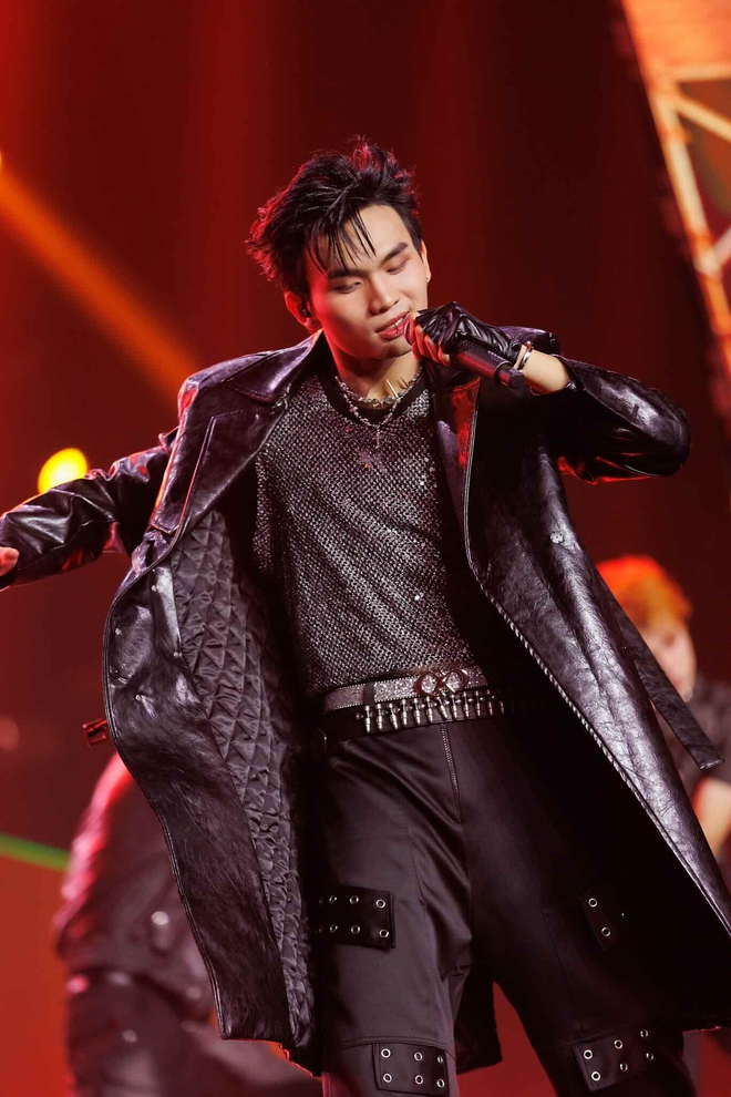 Vbiz nổi lên 1 mỹ nam 2K5 đẹp trai như hoàng tử, đặc biệt là không “dầu mỡ”- Ảnh 3.