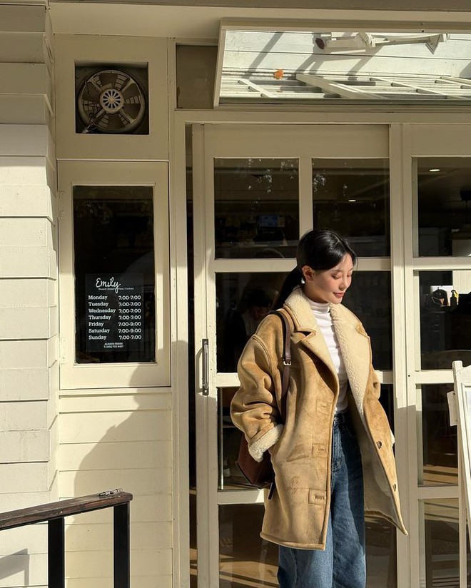 5 mẫu áo khoác "đốn tim" gái Hàn: Ấm áp, sành điệu, phối cùng quần jeans hay chân váy đều hợp- Ảnh 18.