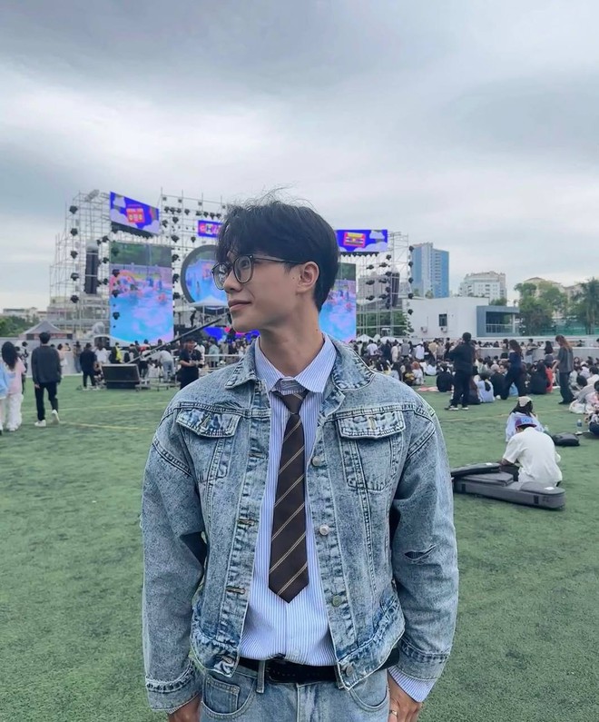 Vbiz nổi lên 1 mỹ nam 2K5 đẹp trai như hoàng tử, đặc biệt là không “dầu mỡ”- Ảnh 21.