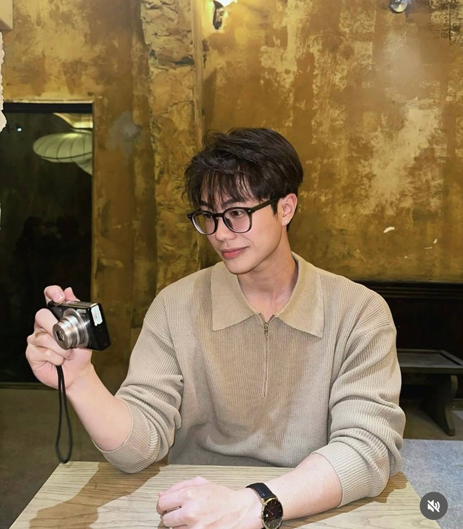 Vbiz nổi lên 1 mỹ nam 2K5 đẹp trai như hoàng tử, đặc biệt là không “dầu mỡ”- Ảnh 20.