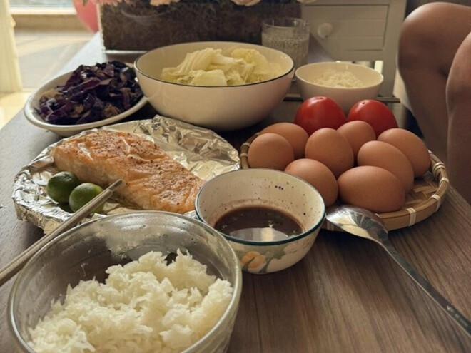 Bữa cơm đậm mùi tiền của H'Hen Niê- Ảnh 19. Bữa cơm đậm mùi tiền của H'Hen Niê- Ảnh 19.