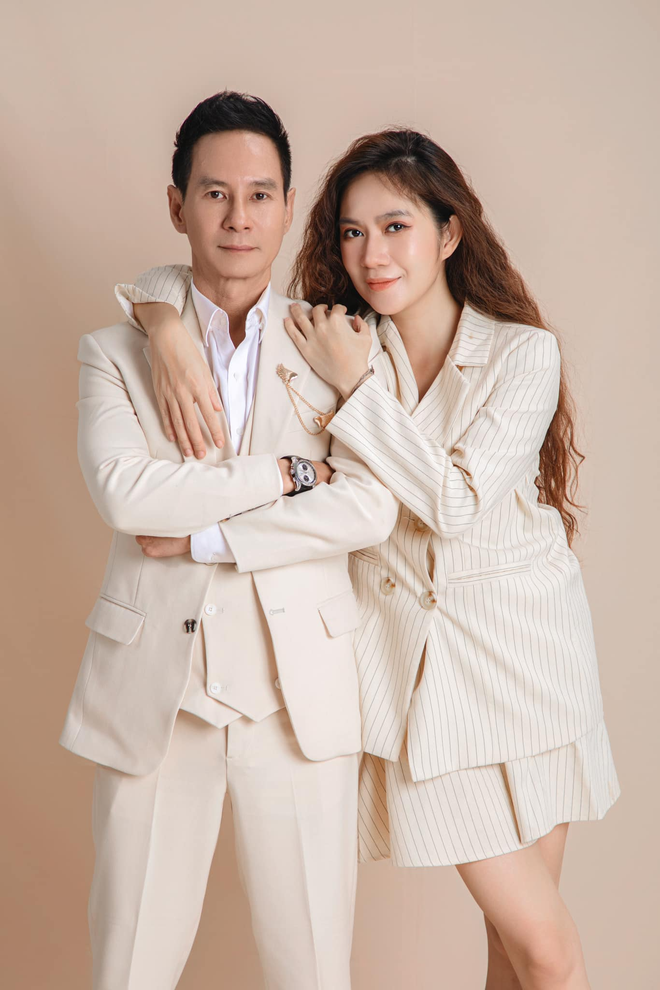 Nghệ sĩ U60 giàu nhất miền Tây, cả nước yêu quý ủng hộ- Ảnh 2. Nghệ sĩ U60 giàu nhất miền Tây, cả nước yêu quý ủng hộ- Ảnh 2.