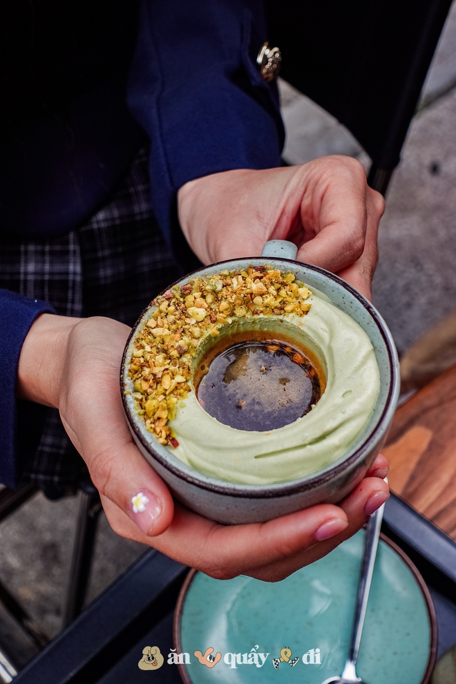 Review trend affogato rót cà phê đang hot nhất Hà Nội: "Hên" lắm mới được thử nhưng hương vị thế nào?- Ảnh 10.
