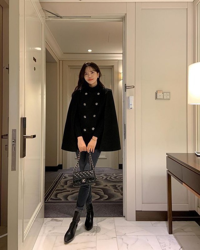 Kiểu áo toả ra vibe tài phiệt, nàng nào cũng nên sắm - Ảnh 3.