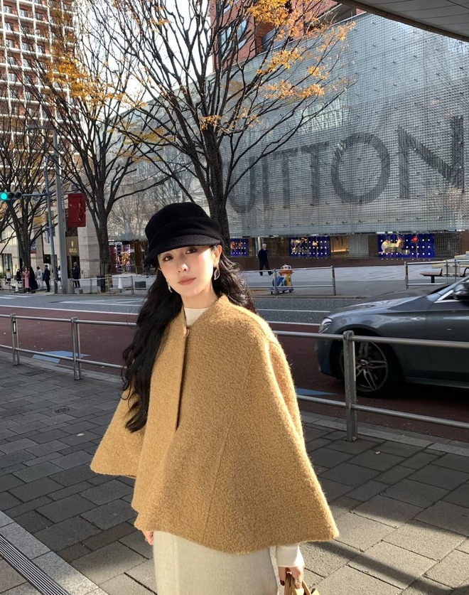 Kiểu áo toả ra vibe tài phiệt, nàng nào cũng nên sắm - Ảnh 7.