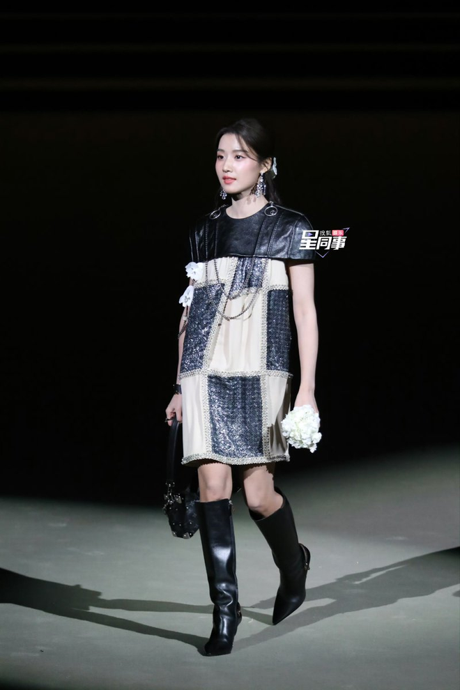 Chiếc váy Louis Vuitton "dính lời nguyền", ai mặc cũng gặp chuyện- Ảnh 5.