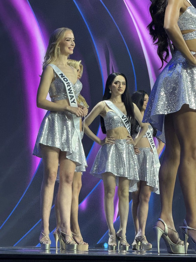 Hương Giang xin lỗi, dàn sao Việt an ủi, fan quốc tế bất mãn vì kết quả tại Miss Universe!- Ảnh 2.