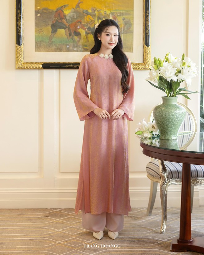 Doãn Hải My ngày càng đẹp, ảnh đời thường đã xinh, diện áo dài càng xuất sắc!- Ảnh 3.