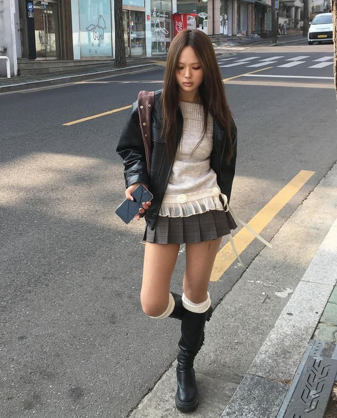 5 cách diện boots giúp nàng "hack" chiều cao, tăng khí chất- Ảnh 10.