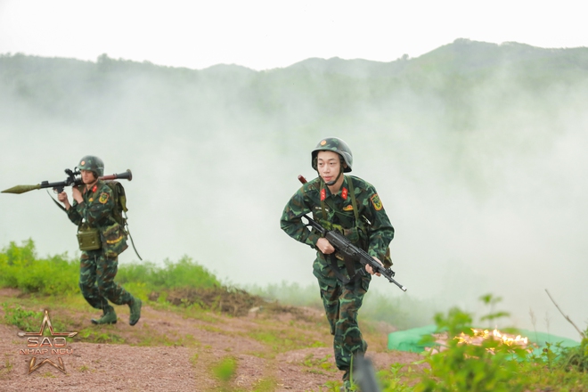 Tập cuối Sao Nhập Ngũ 2025: Hoà Minzy bật khóc, Diệu Nhi nghẹn giọng nói câu này- Ảnh 4.