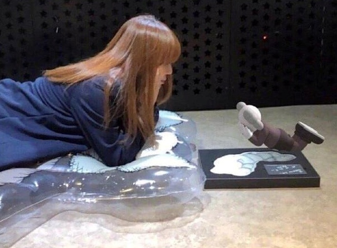 Ca sĩ T. bị cấm diễn đã có 2 con ngoài giá thú với trợ lý nhưng giấu nhẹm mấy năm qua?- Ảnh 6.