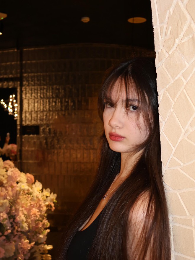 Em gái thủ môn Lâm Tây hồi nhỏ xinh như thiên thần, 18 tuổi thành mỹ nhân cao gần 1m80, quyến rũ ngỡ ngàng- Ảnh 9.