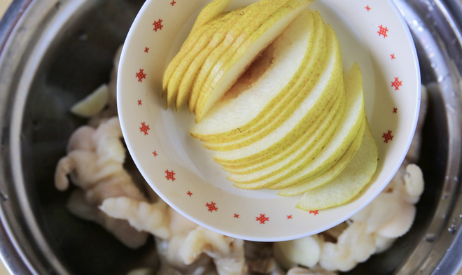 Chân gà sốt Thái hương lê: Món "nhắm chơi chơi" mà hết veo cả đĩa- Ảnh 7. Chân gà sốt Thái hương lê: Món "nhắm chơi chơi" mà hết veo cả đĩa- Ảnh 7.