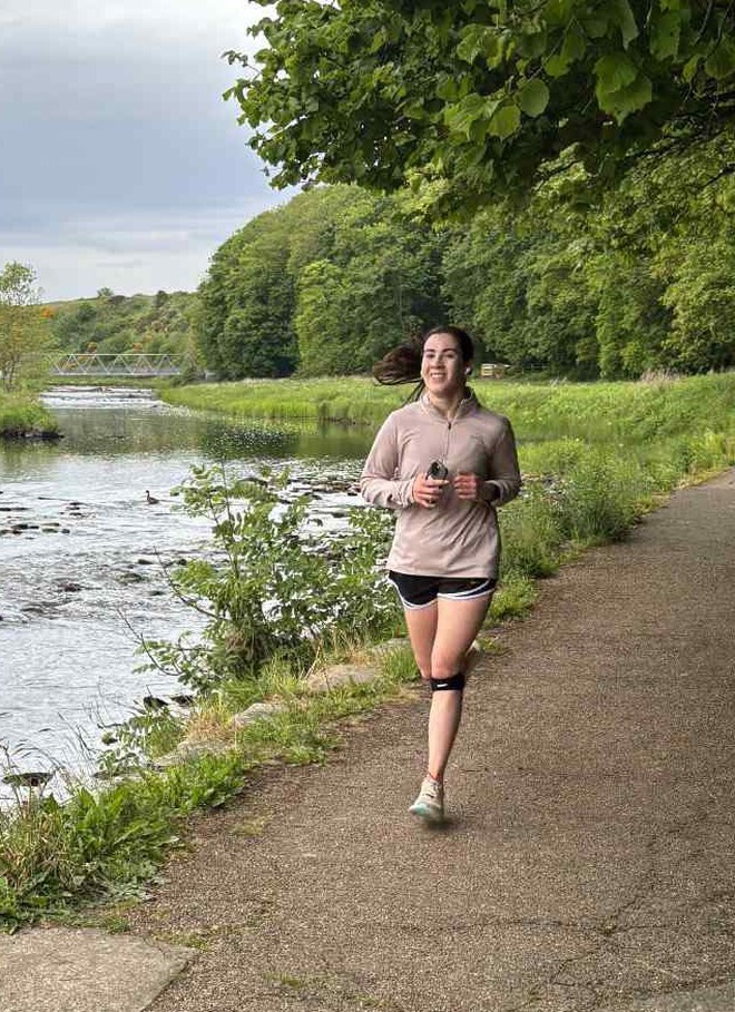 Cô giáo qua đời vì ung thư, 3 tháng sau bị phát hiện vẫn chạy bộ, tập gym, thi marathon và sự thật khủng khiếp- Ảnh 4.