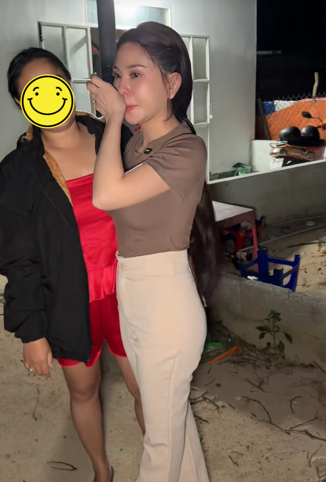 Ồn ào từ thiện của TikToker phát ngôn chói tai "5 hay 10 triệu cũng không giúp được ai"- Ảnh 4. Ồn ào từ thiện của TikToker phát ngôn chói tai "5 hay 10 triệu cũng không giúp được ai"- Ảnh 4.