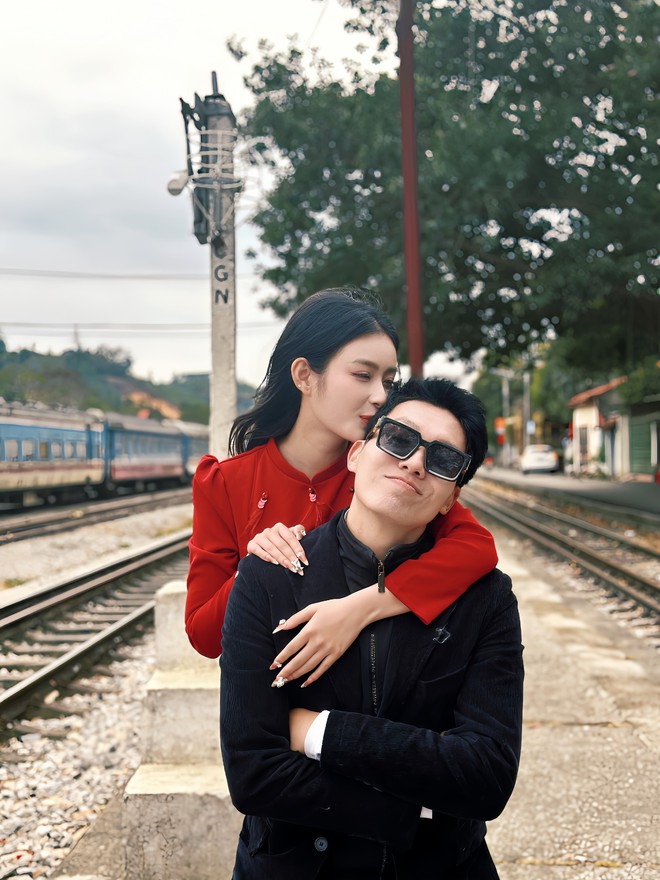 Cô gái Lạng Sơn “điên tình” ở Cách Em 1 Milimet: Ngoài đời yêu dancer tầm cỡ thế giới, hơn 16 tuổi- Ảnh 17. Cô gái Lạng Sơn “điên tình” ở Cách Em 1 Milimet: Ngoài đời yêu dancer tầm cỡ thế giới, hơn 16 tuổi- Ảnh 17.