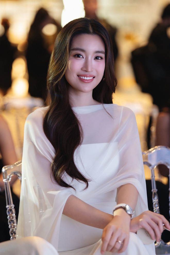 Sự kỳ lạ của Đỗ Mỹ Linh- Ảnh 3.