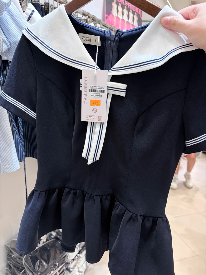 Tình hình BLACK FRIDAY năm nay: Quần áo rẻ đậm sâu, chất lượng gây tò mò- Ảnh 19. Tình hình BLACK FRIDAY năm nay: Quần áo rẻ đậm sâu, chất lượng gây tò mò- Ảnh 19.