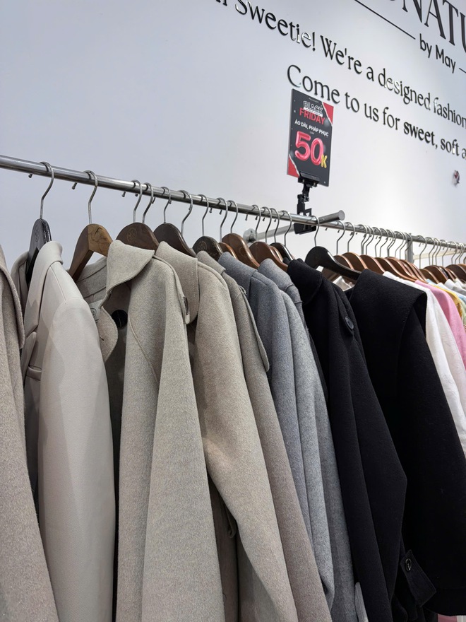 Tình hình BLACK FRIDAY năm nay: Quần áo rẻ đậm sâu, chất lượng gây tò mò- Ảnh 20. Tình hình BLACK FRIDAY năm nay: Quần áo rẻ đậm sâu, chất lượng gây tò mò- Ảnh 20.