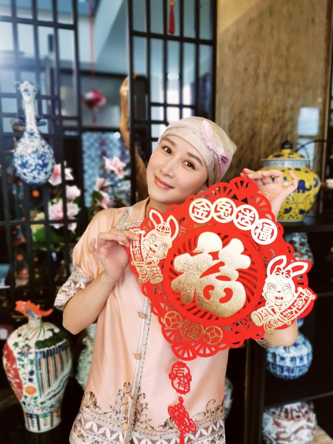 Biệt thự như resort của Hồ Tịnh: Nhà trong mơ giữa rừng nhiệt đới, chồng giàu lại chiều vợ hết mức- Ảnh 16. Biệt thự như resort của Hồ Tịnh: Nhà trong mơ giữa rừng nhiệt đới, chồng giàu lại chiều vợ hết mức- Ảnh 16.