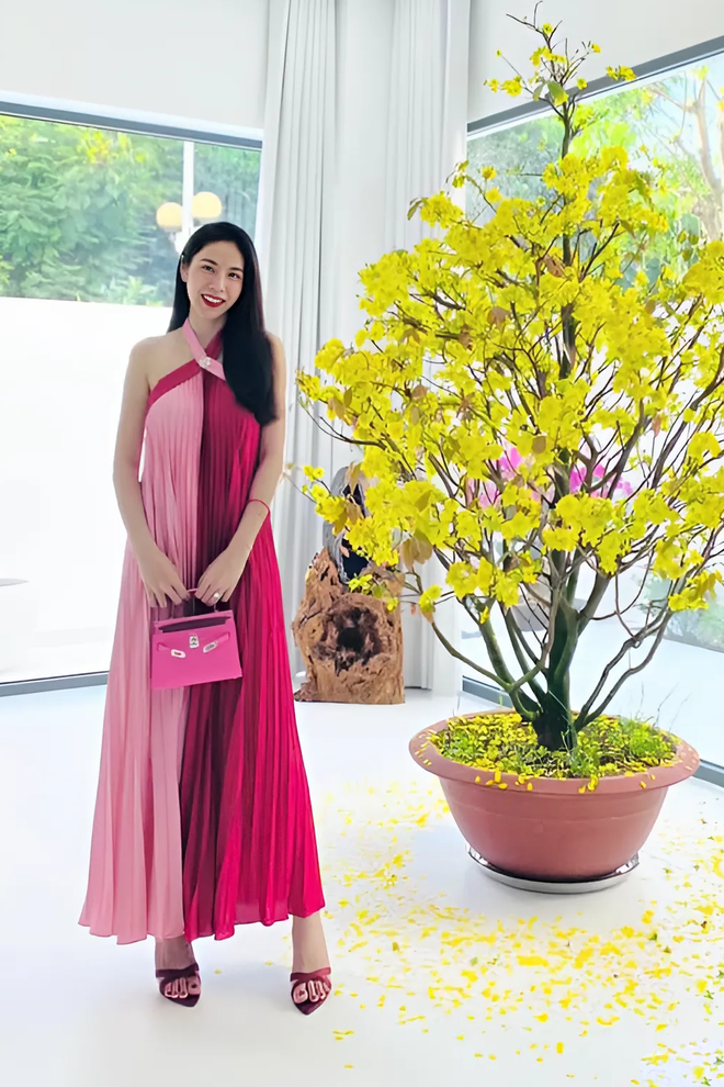 Thuỷ Tiên mặt lại khác xưa, nhưng nhất quyết không đổi 1 thứ- Ảnh 4. Thuỷ Tiên mặt lại khác xưa, nhưng nhất quyết không đổi 1 thứ- Ảnh 4.