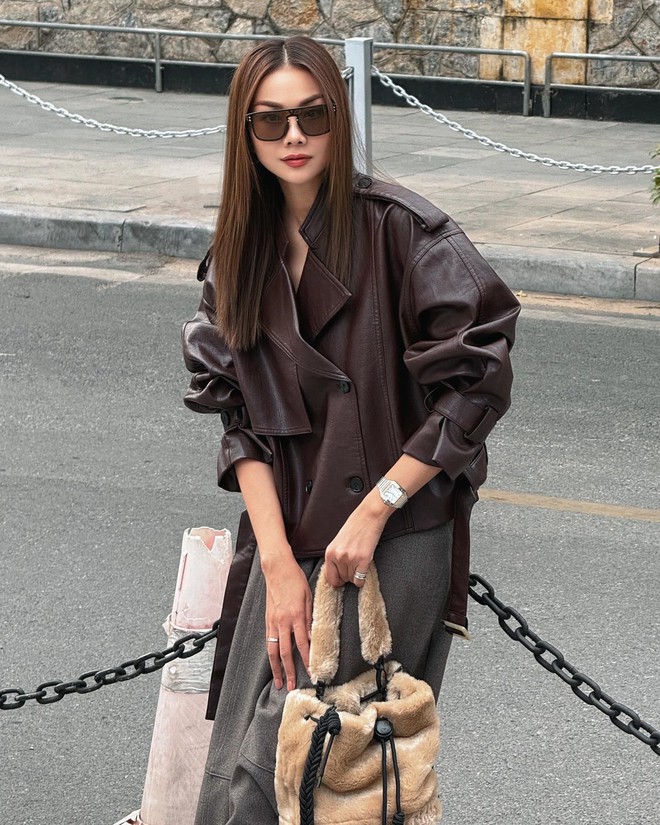 Chỉ cần sắm theo 4 kiểu áo khoác yêu thích của các mỹ nhân Việt, chị em sẽ mặc đẹp suốt mùa đông- Ảnh 5. Chỉ cần sắm theo 4 kiểu áo khoác yêu thích của các mỹ nhân Việt, chị em sẽ mặc đẹp suốt mùa đông- Ảnh 5.