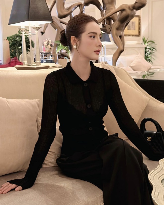 Hồng Diễm với Huyền Lizzie: Ai mới là người đẹp nhất VTV?- Ảnh 20.