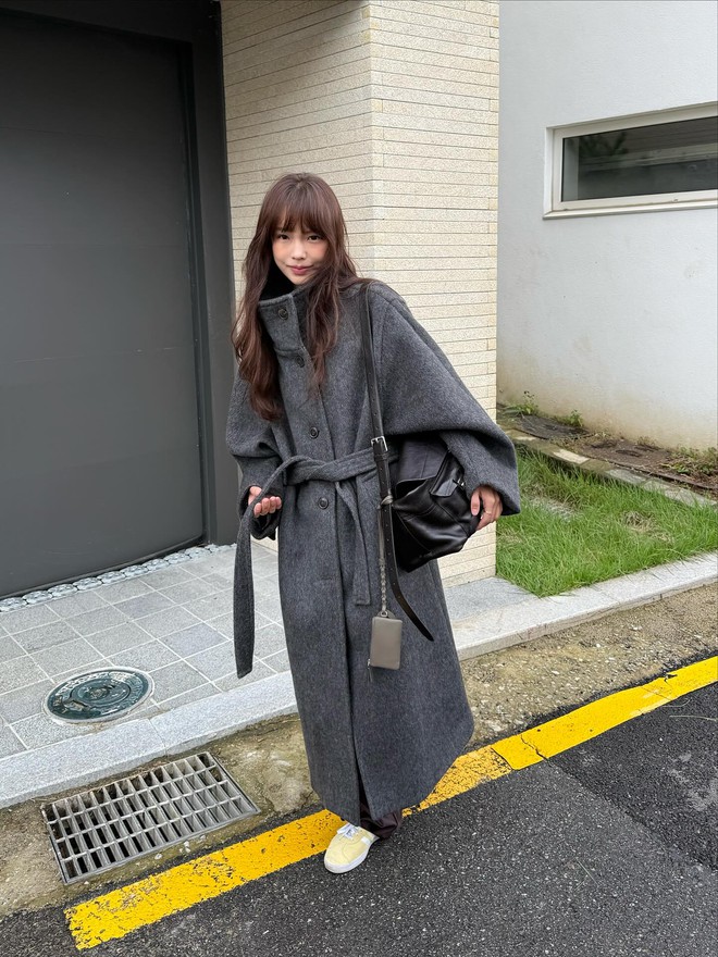 Không thể làm ngơ trước 5 item dẫn đầu xu hướng mùa đông này, có hết là sành điệu mọi lúc- Ảnh 2. Không thể làm ngơ trước 5 item dẫn đầu xu hướng mùa đông này, có hết là sành điệu mọi lúc- Ảnh 2.