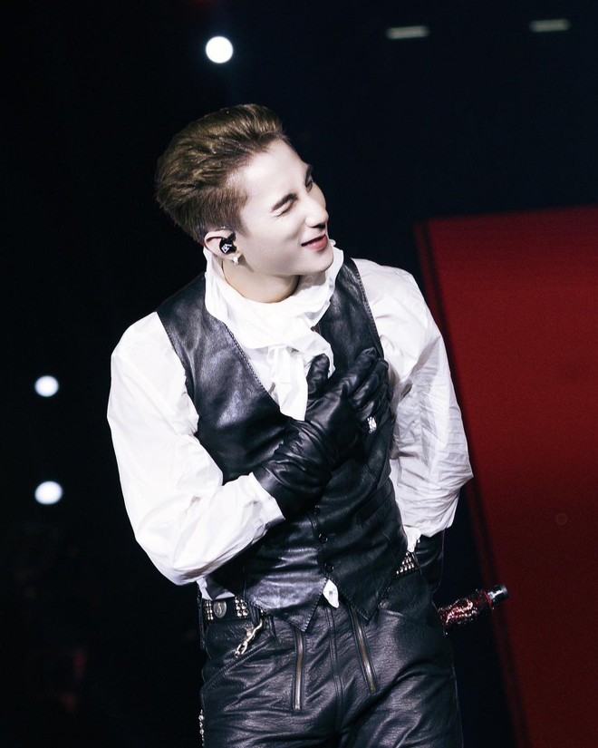 Sơn Tùng M-TP và SOOBIN lại va nhau, thế thắng thuộc về ai?- Ảnh 11.