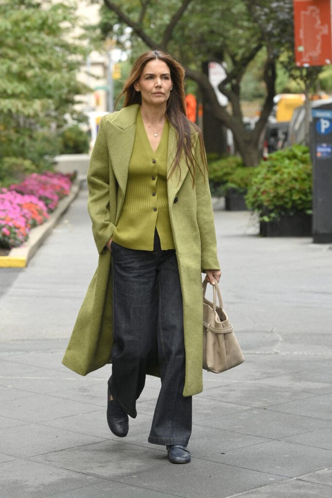 4 mẫu giày mùa đông tinh tế mà phụ nữ trung niên nên có- Ảnh 10.