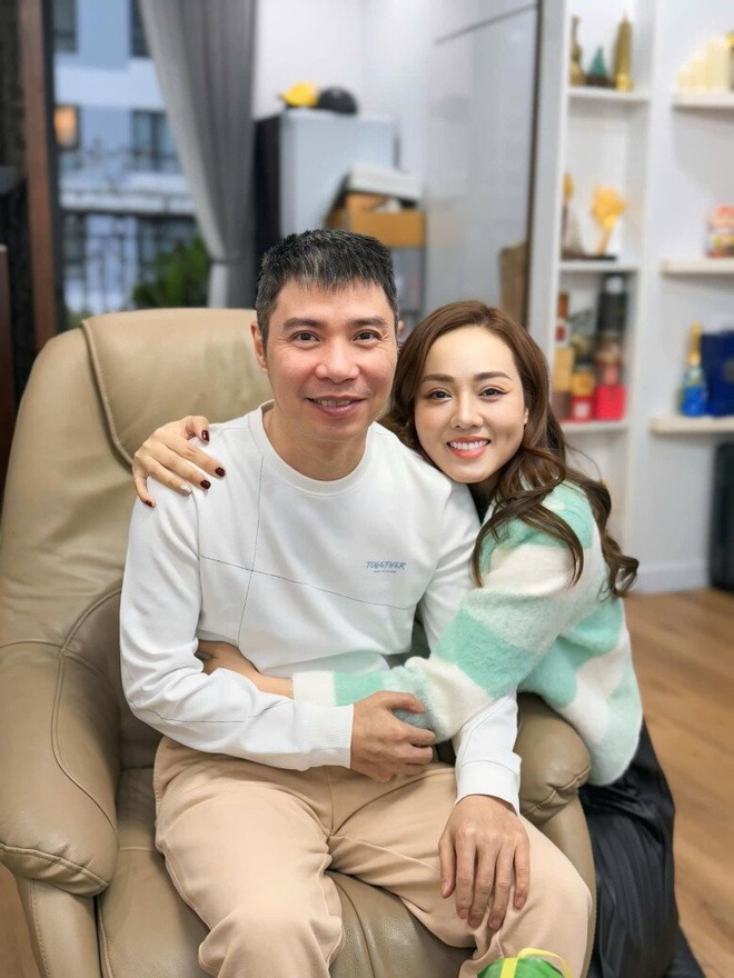 NSND Công Lý đang ở nhà thuê- Ảnh 14. NSND Công Lý đang ở nhà thuê- Ảnh 14.