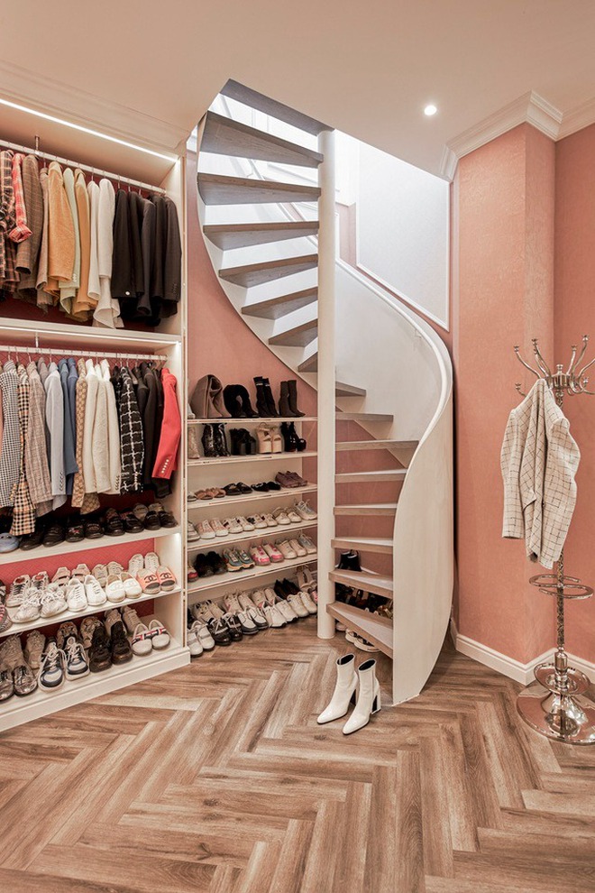 Phi vụ ngốn 10 tỷ của Hoa hậu Hương Giang- Ảnh 18. Phi vụ ngốn 10 tỷ của Hoa hậu Hương Giang- Ảnh 18.