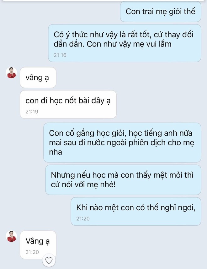 Bé Bo đã lớn thật rồi: Nhắn tin nhoay nhoáy, nói 1 câu mà làm mẹ Hoà Minzy "đứng hình"!- Ảnh 2.