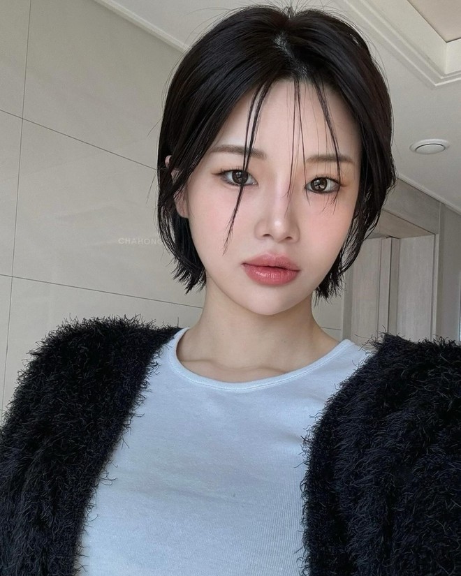 5 kiểu tóc ngắn không chỉ hack tuổi mà còn giúp cả khuôn mặt trông sang hơn- Ảnh 11.