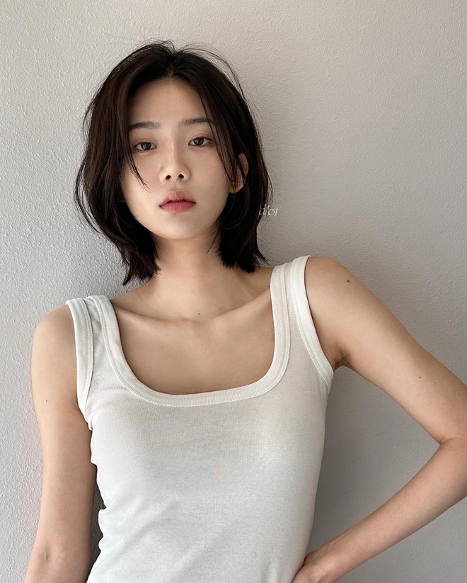 5 kiểu tóc ngắn không chỉ hack tuổi mà còn giúp cả khuôn mặt trông sang hơn- Ảnh 2.