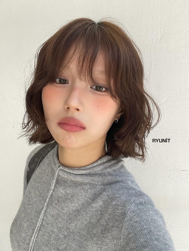 5 kiểu tóc ngắn không chỉ hack tuổi mà còn giúp cả khuôn mặt trông sang hơn- Ảnh 10.