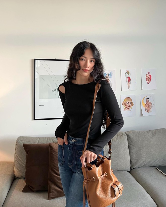 4 mỹ nhân Việt mặc quần jeans đẹp nhất, hóa ra item cơ bản lại có thể diện theo những cách sang đến vậy- Ảnh 16. 4 mỹ nhân Việt mặc quần jeans đẹp nhất, hóa ra item cơ bản lại có thể diện theo những cách sang đến vậy- Ảnh 16.